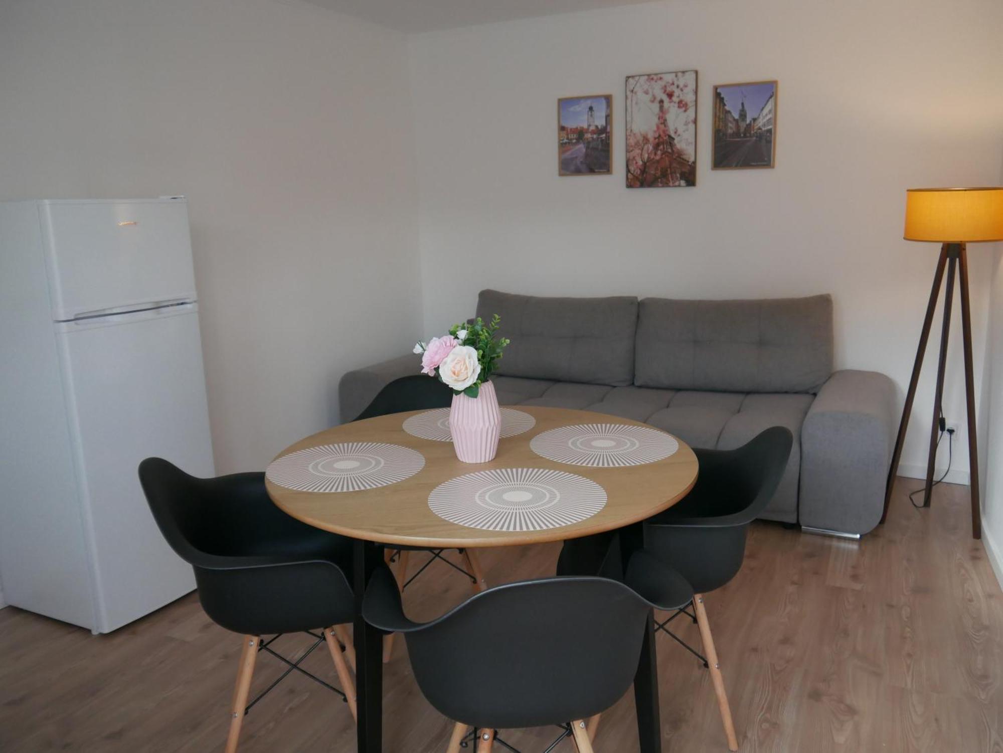 Free Garage In The Center-Delicia 4 Studio! Sibiu Eksteriør billede